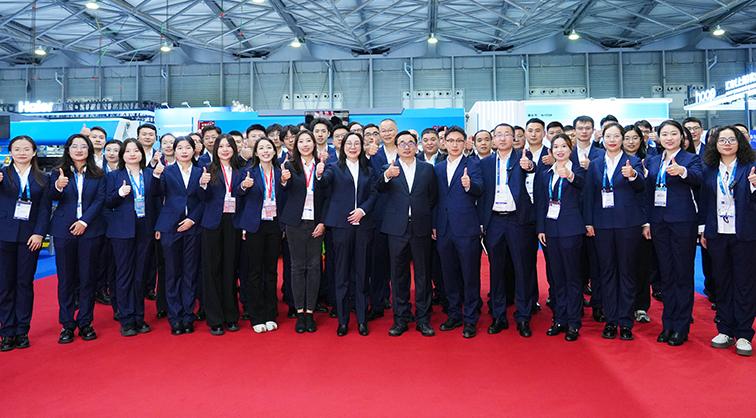 2025中國(guó)洗滌展圓滿(mǎn)收官，江蘇川島以“硬核”實(shí)力定義數(shù)智洗滌廠(chǎng)未來(lái)